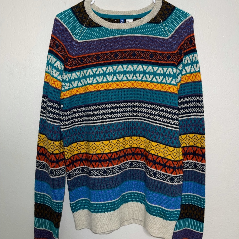 H&M Sweater - Picture 2 of 5